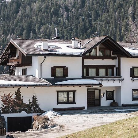 Kronplatz Lodge Dolomites Сан-Віджиліо-ді-Мареббе Екстер'єр фото